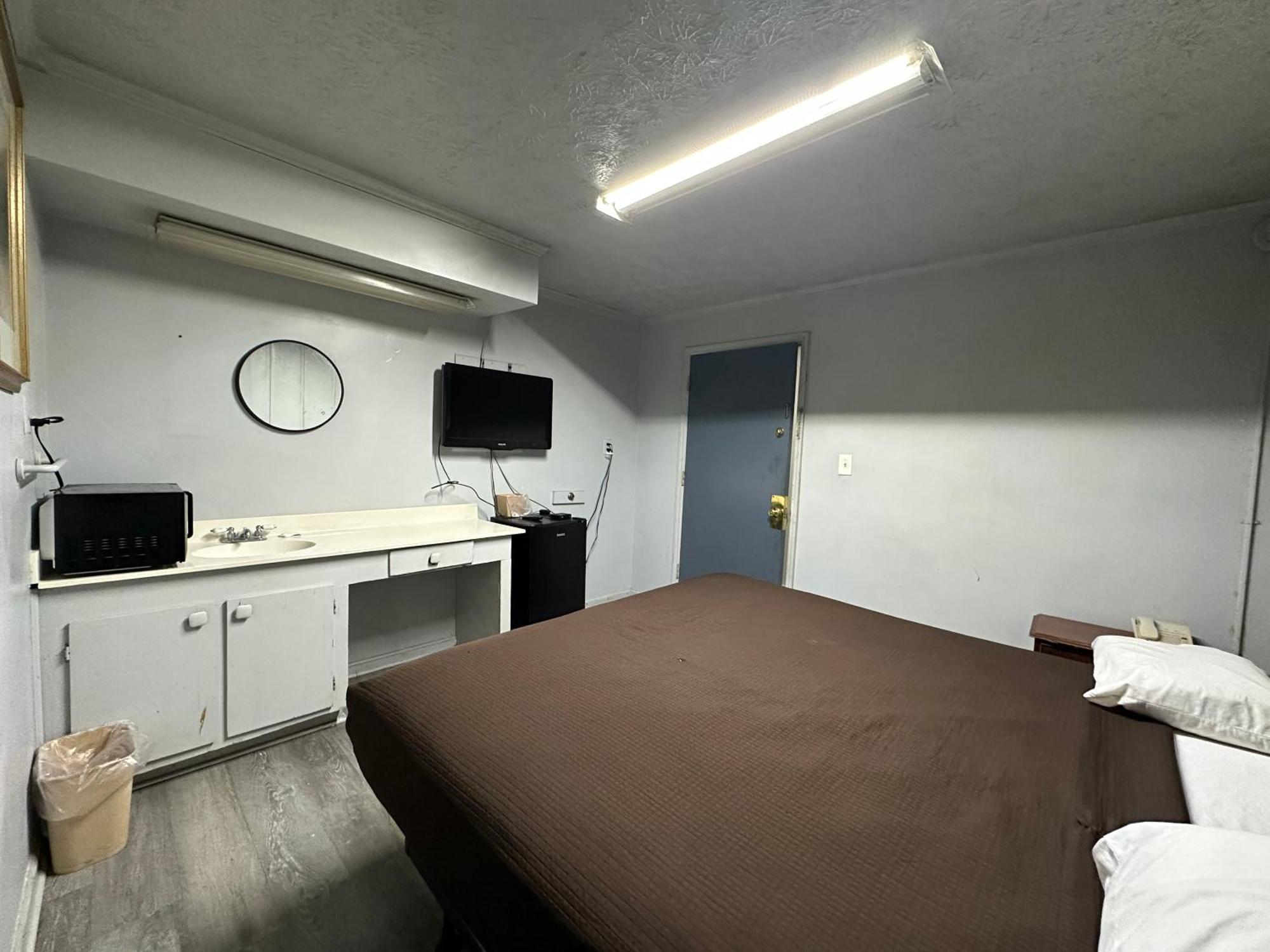 Colony Inn By Oyo Columbus Us-280 المظهر الخارجي الصورة